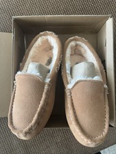 Brown Suede UGG Slippers Fit Like A Size 8