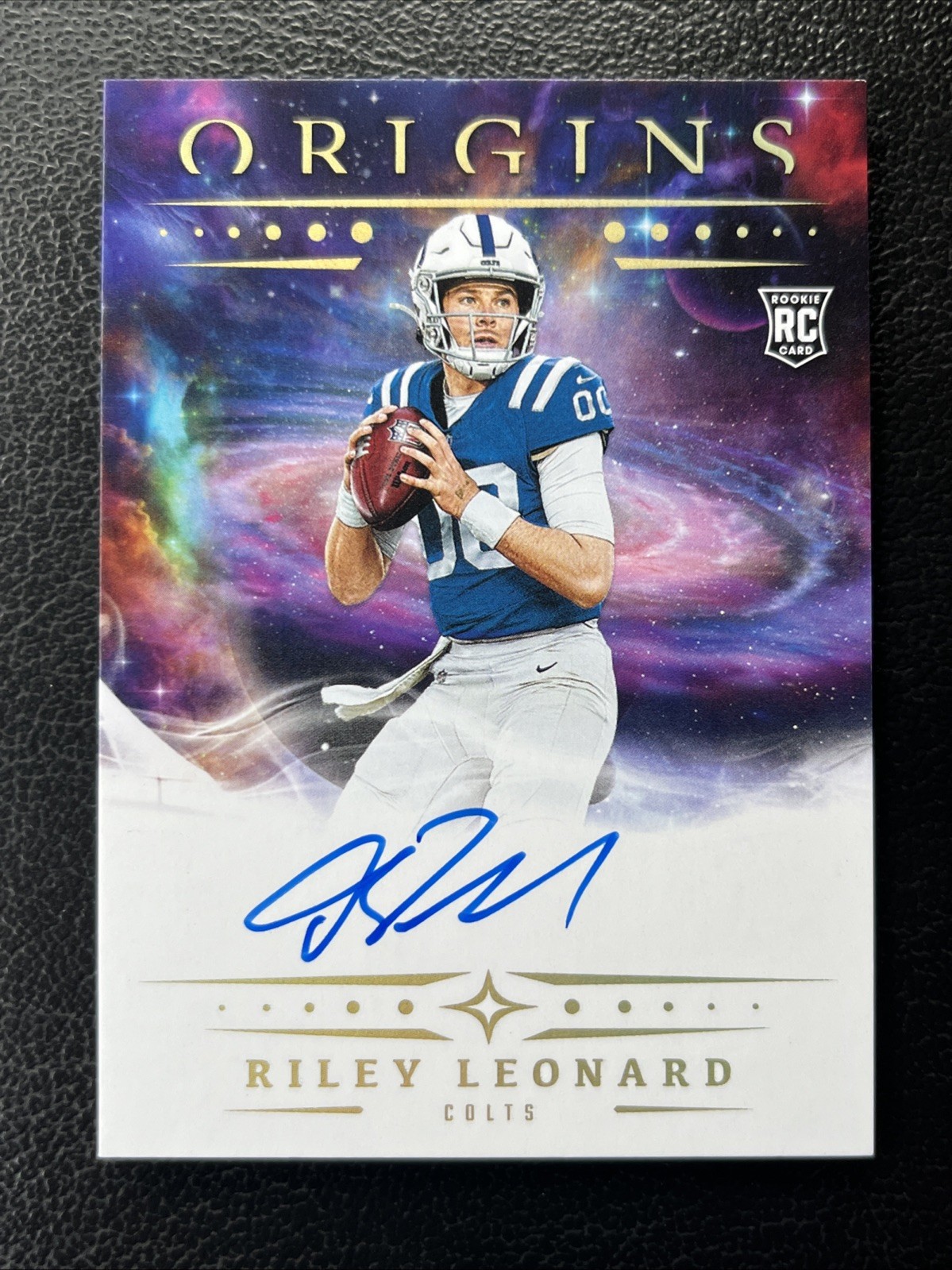 2025 Panini Origins - On Card Rookie Autographs Riley Leonard #RA-RLE (AU, RC)