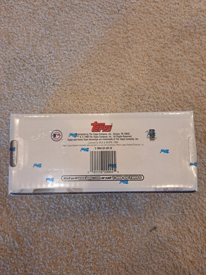 Juego de fábrica Topps Hobby 1999 sellado, incluye 1 reimpresión Topps Finest Nolan Ryan Foto 4 de 4