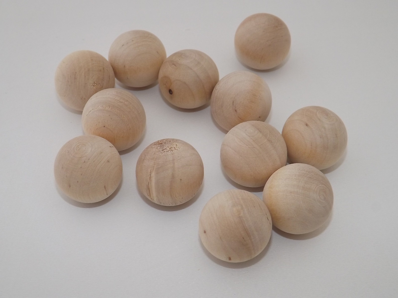 25mm x 10 Birch Hardwood Wooden Balls for art / craft / potpourri *etc