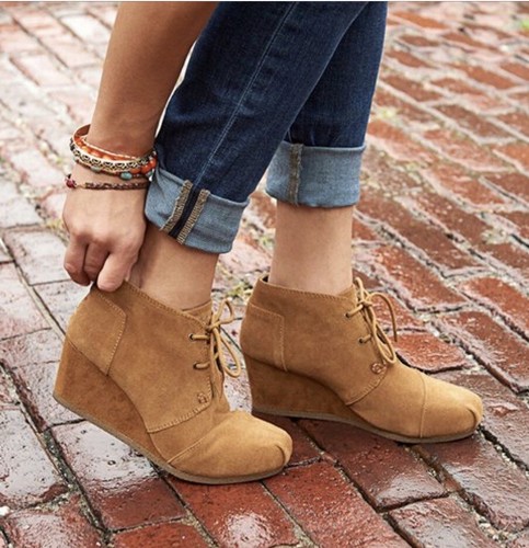 bobs wedge booties
