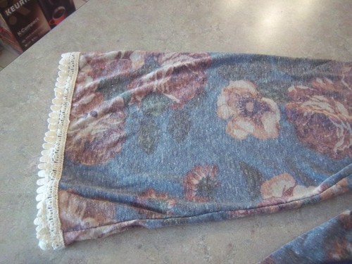 New - Women's Girls Medium - Amelia & Joe Cold Shoulder Blouse 3/4 Length Sleeve - Picture 5 of 12