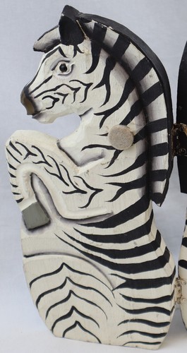 James Haddon Collections Four Zebras Tabletop Folding Panel Wood Carved 11.5" - Picture 5 of 8
