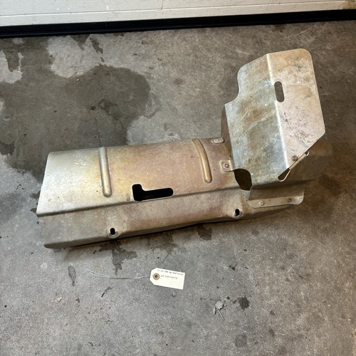 2017 Polaris High Lifter 850 Box Heat Shield 5252266 - 第 1/4 張圖片