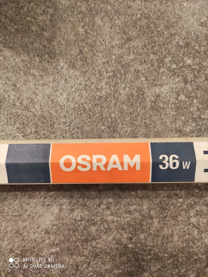 lampadine tubo neon Fluorescente Osram L36W/640 bianca 125cm cl. B disponibil 17 - Immagine 3 di 4