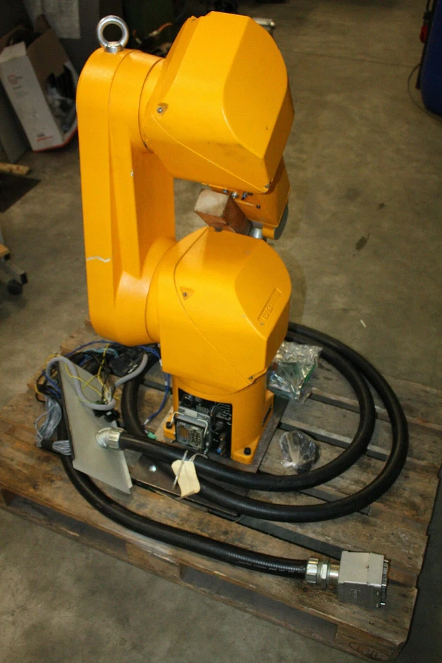 Stäubli RX90 RX 90 6-Achsen-Roboterarm mit 6 Servomotoren CNC #40082 - Bild 2 von 4