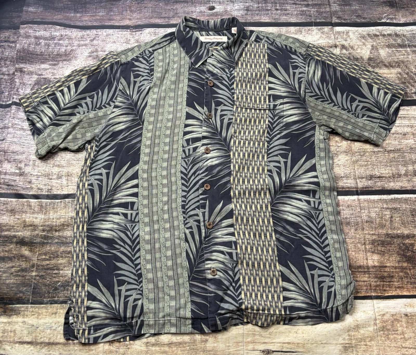 Tommy Bahama Shirt Mens Large Silk Floral Geometric Beach Short Sleeve Pocket