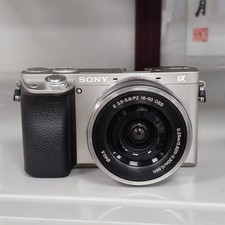 Sony Alpha A6000 Mirrorless Digital Camera w/16-50mm Lens Charger Battery 95 NEW