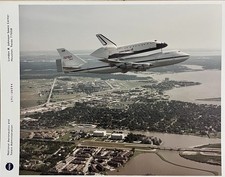 Vintage NASA Photo S91-36094 Red Number Endeavour 1st Ferry Flight SCA 911 Kodak