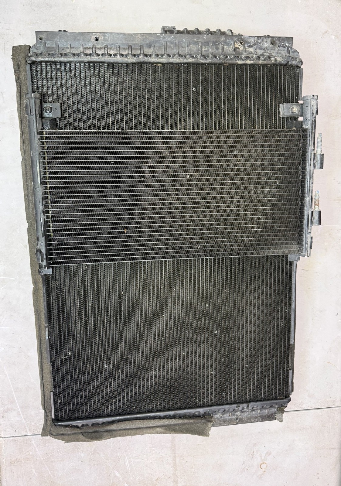 McLaren 570S 2016-2021 Fan assembly P/N 13L0208CP