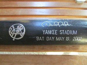 Derek Jeter, May 19, 2002, Yankee Stadium, Bat Day Giveaway, Louisville Slugger