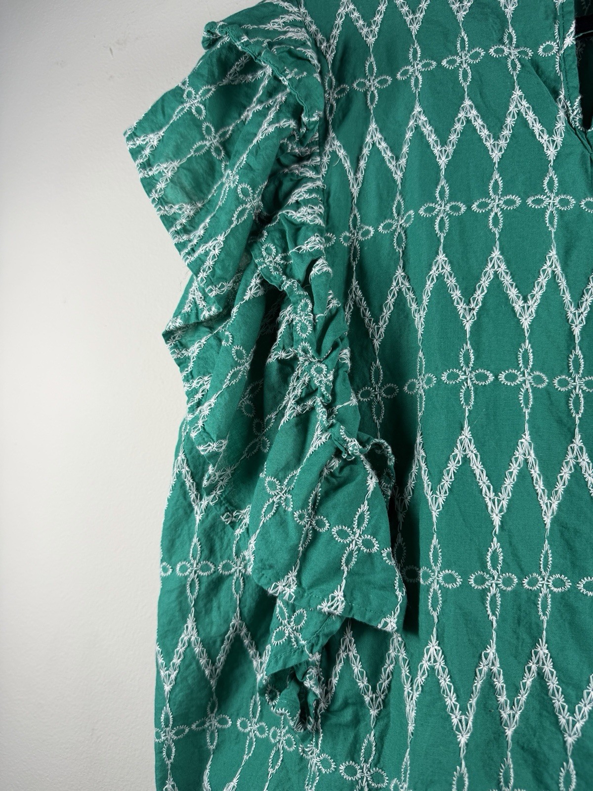 UNIVERSAL THREAD  Embroidered XXL Flutter Sleeve … - image 9