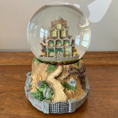 STARBUCKS COFFEE Halloween Haunted House Snow Glitter Globe 2003 Lights Up NICE