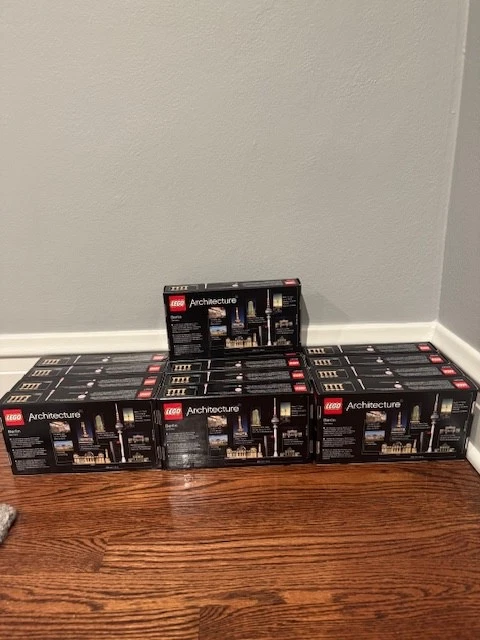 LEGO Architecture Berlin 21027 New Sealed Retired Holiday Gift Germany Skyline - Image 3 of 4