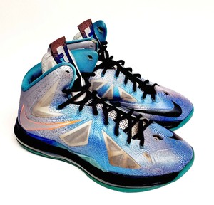 lebron platinum shoes