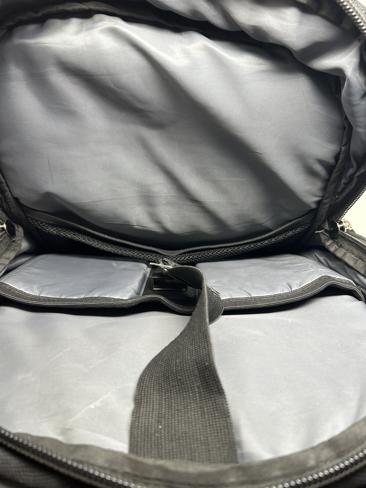 Swiss Gear, Pegasus 17" Laptop Backpack w/ Tablet Pocket, Gray and Black Clean
