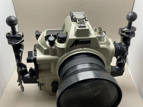 Nexus Nikon D2X Underwater SLR Camera Housing - Picture 12 of 12