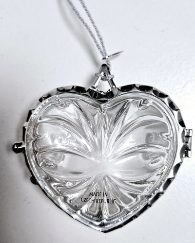 Lenox 'Our First Christmas' (1999) Crystal Heart Locket Christmas Tree Ornament - Picture 3 of 5