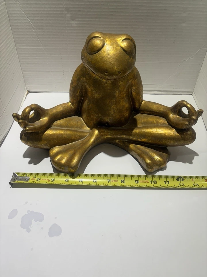 Pier 1 Rana Estatua Meditación Zen Yoga Cerámica Estatuilla Acabado Dorado RARO Jardín Foto 3 de 4