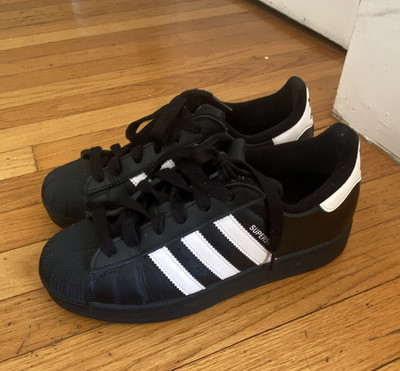 adidas Superstar Black/White Low Top Lace-Up Sneakers Unisex Adults