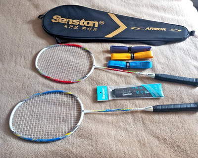 2 Senston LX-520 Badmintonschläger Explore und Armor Aufbewahrung Tragetasche Tasche