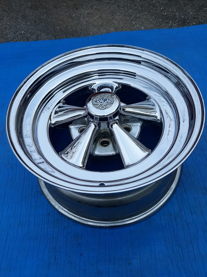 Rueda Cragar SS 16x8 Ford Mopar 1997 nueva de stock Foto 2 de 4