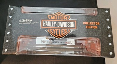 Maisto Harley Davidson 1:10 Diecast Model FLSTS Heritage Springer