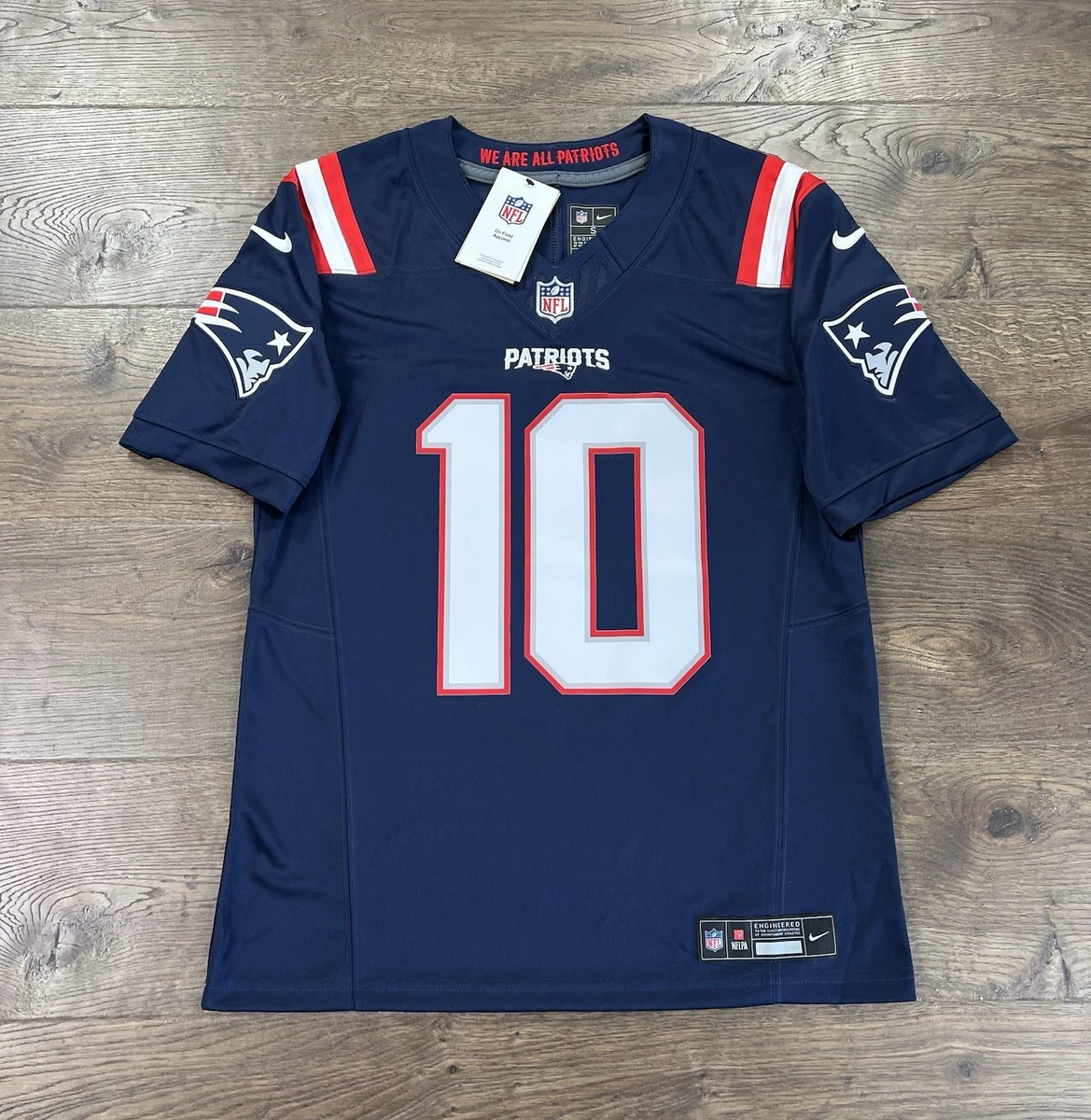 Nike New England Patriots Unisex Adult NFL Fan Apparel & Souvenirs