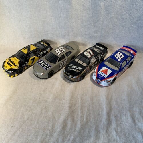 Lot Of 4 Diecast Race Cars 1/24 Scale Lot-P - Picture 1 of 21