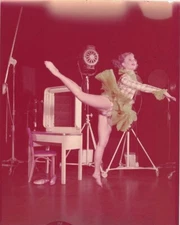 Mitzi Gaynor Leggy Barefoot Ballet Dance Vivid Color Original 4x5 Transparency 