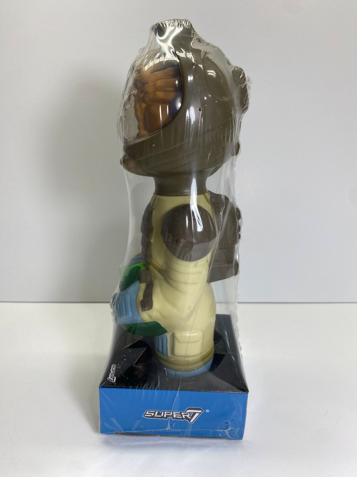 Super 7 Alien Kane Facehugger Space Suit Super Soaky Mint Sealed New No