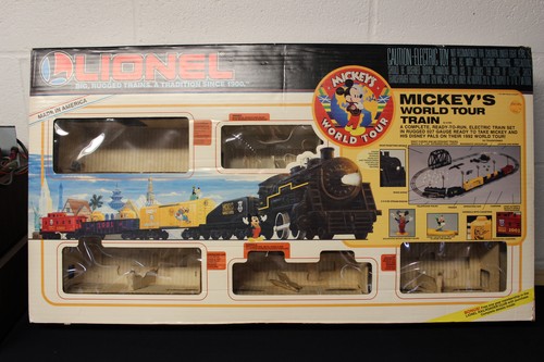 WORLD TOUR TRAIN SET MICKEY MOUSE 