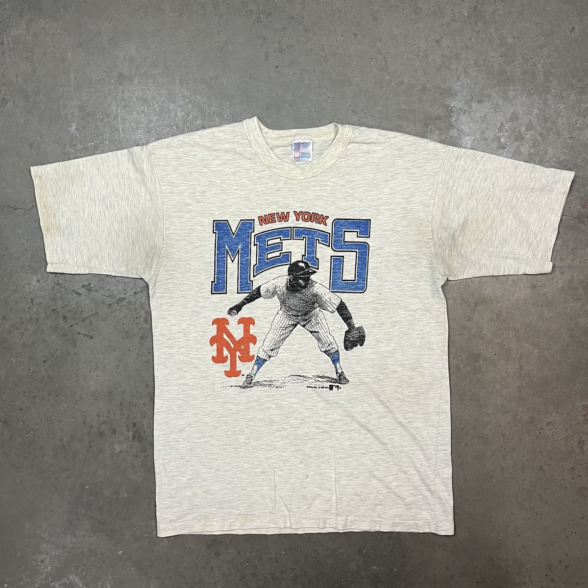 Vintage 90s New York Mets Graphic T Shirt Grey XL