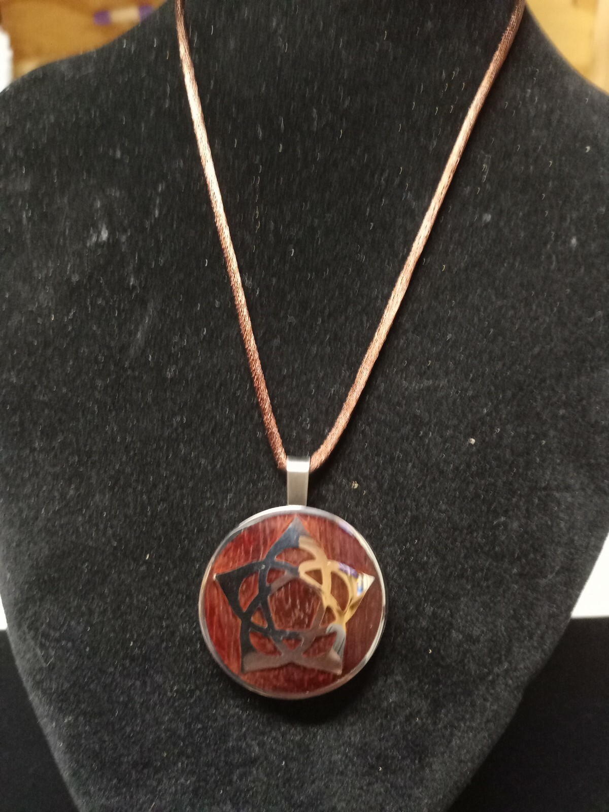 Picture 1 of 4