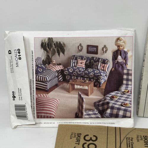 Vintage Sewing Pattern McCall’s 8140 Barbie Doll Furniture Bedroom Living Uncut - Picture 3 of 3