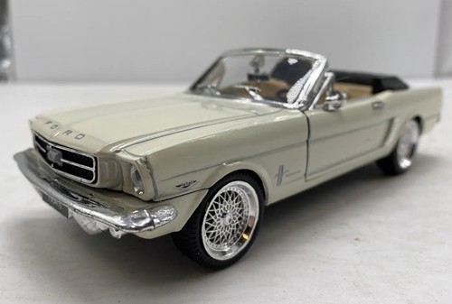 Ford Mustang 1964 1/2 Solido Diecast Car Sunnyside 1/24 Scale SS7711 Off White
