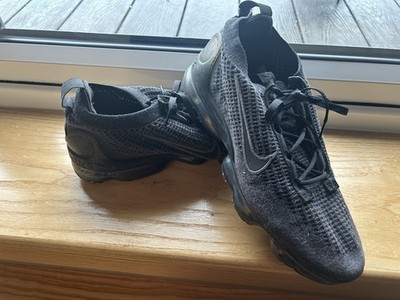 Nike Air Vapormax 2021 FK (GS) Black/Black Anthracite Gr. UK9 gebraucht top  