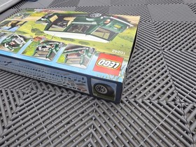 LEGO Creator Expert: Mini Cooper MK VII (10242) brand new sealed 