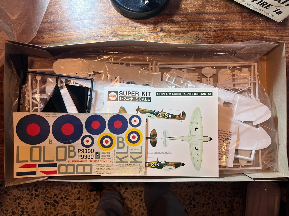Vintage SPITFIRE MK 1a 1/24 - AIRFIX - Immagine 2 di 3
