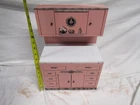 VINTAGE TIN METAL LITHO TOY WOLVERINE USA KITCHEN COUNTER PLAYSET DOLL CHILD