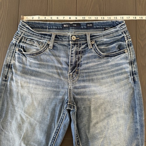 BKE Buckle Tyler Bootcut Jeans Mens 33x32 Blue Premium Stretch Distressed Denim - Picture 5 of 14