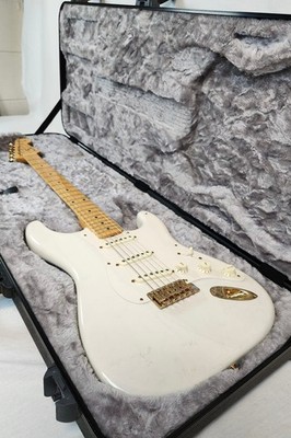 Fender Limited Edition American Vintage 1957 Commemorative