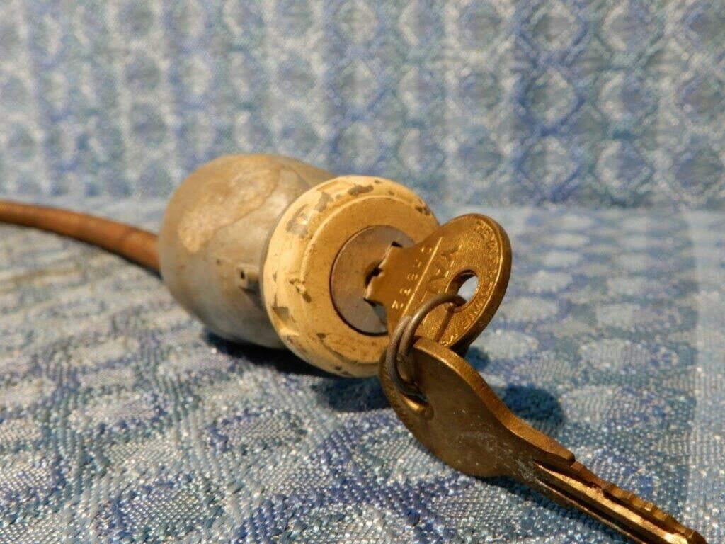 Picture 4 of 6
