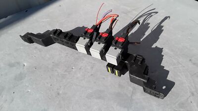 2007-2012 MERCEDES SPRINTER W906 3.0L JUNCTION FUSE BOX RELAY HOLDER BRACKET OEM