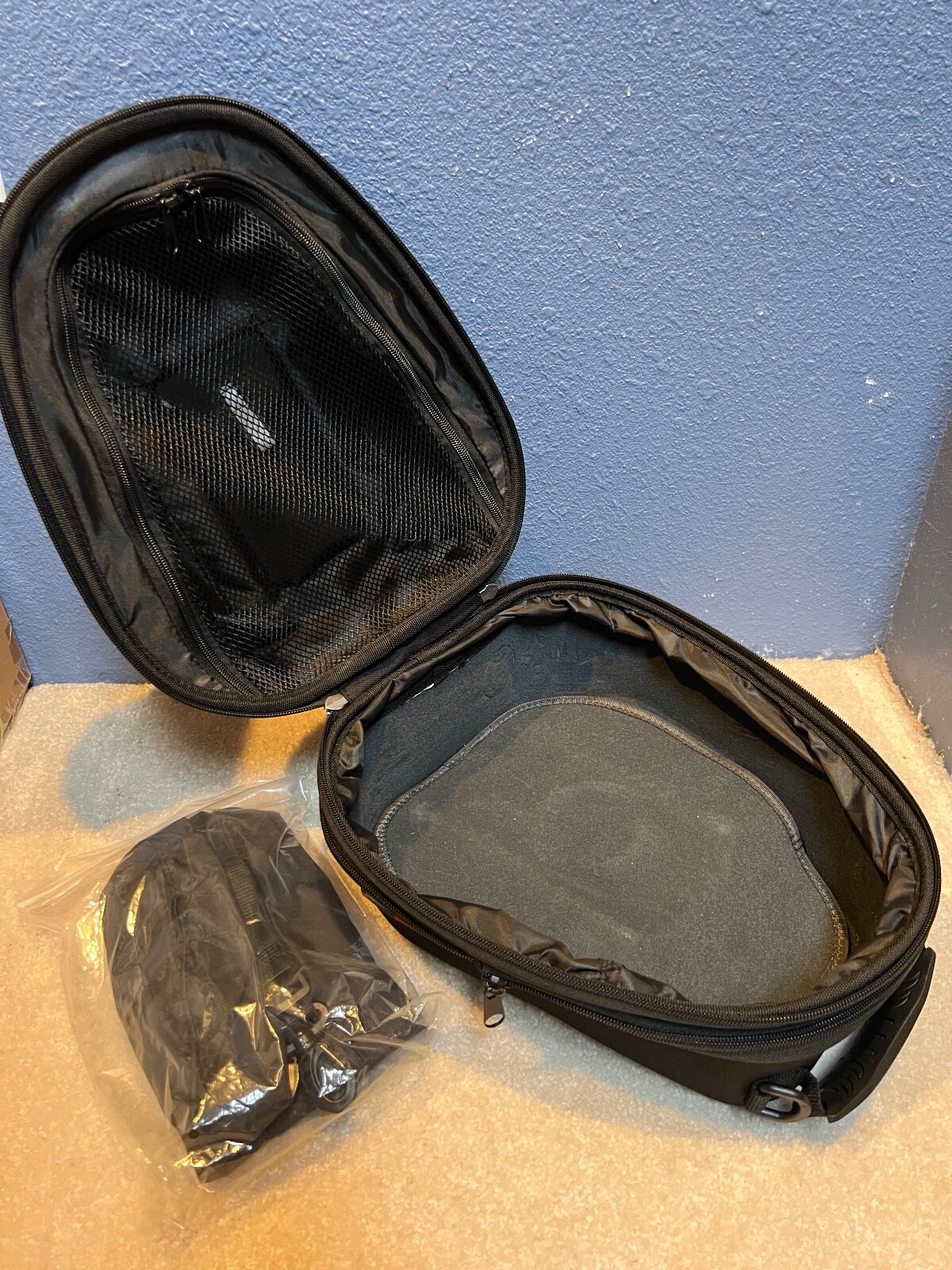 Givi ST612 Tanklock Motorcycle Motorbike Tank Bag 15Ltrs eBay