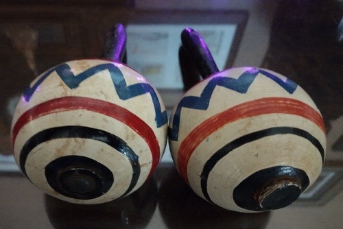 Par de maracas pintadas a mano vintage de recuerdo de Cuba - Imagen 5 de 6