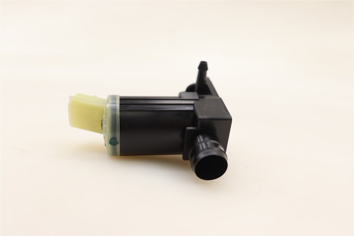 はま NEW OEM Mitsubishi Windshield Washer Fluid Pump 8260A409