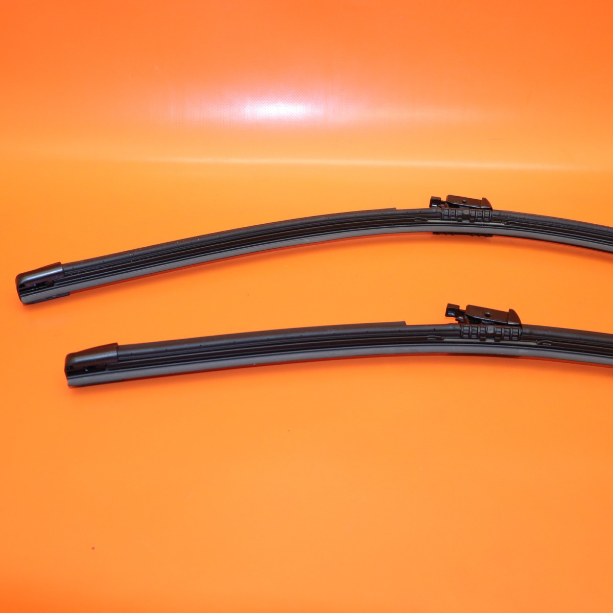 FERRARI WINDSHIELD WIPERS LEFT RIGHT 000980135 OEM