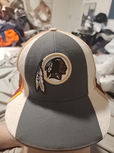 Washington Redskins Hat Reebok Mens Strap Back NFL Vintage Football Old Logo - Picture 1 of 5
