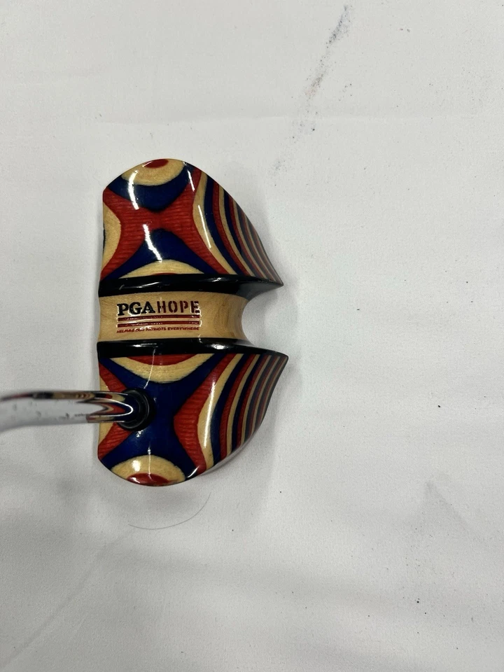 David Musty Wing Tip Putter - PGA Hope --  RH 35"   RED - WHITE - BLUE - Image 2 of 4